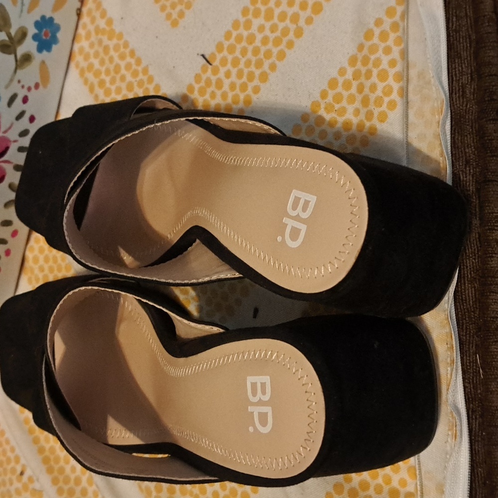 PLATFORM SANDALS - Picture 4 of 12